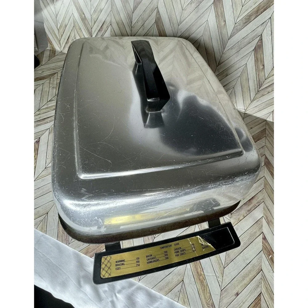 Unbranded vintage electric